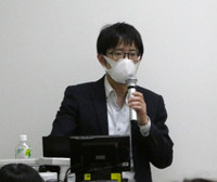 講師の安田さん